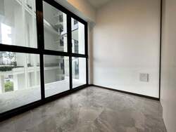 One Pearl Bank (D3), Apartment #557053561